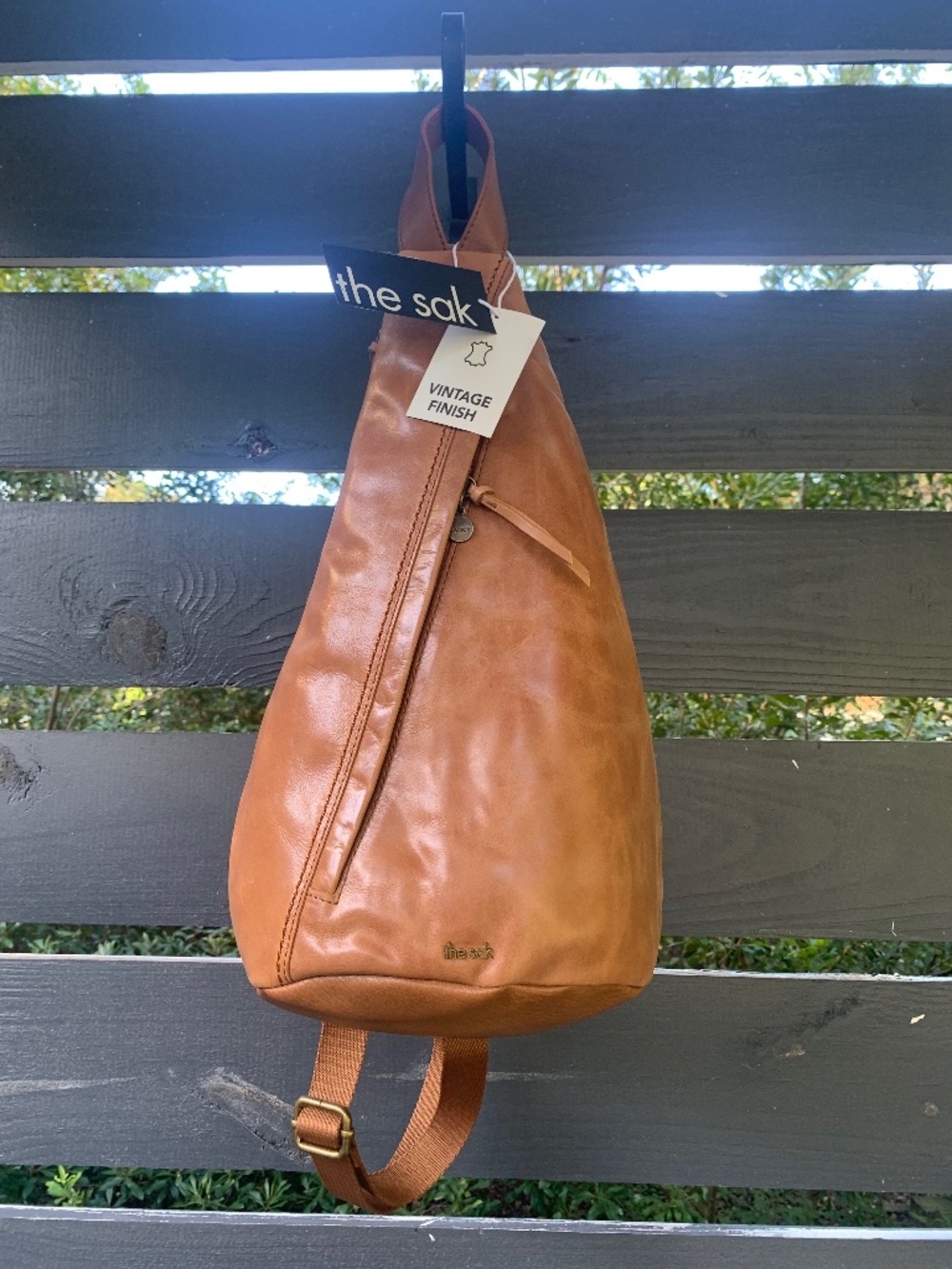 The sak geo sling bag tan leather